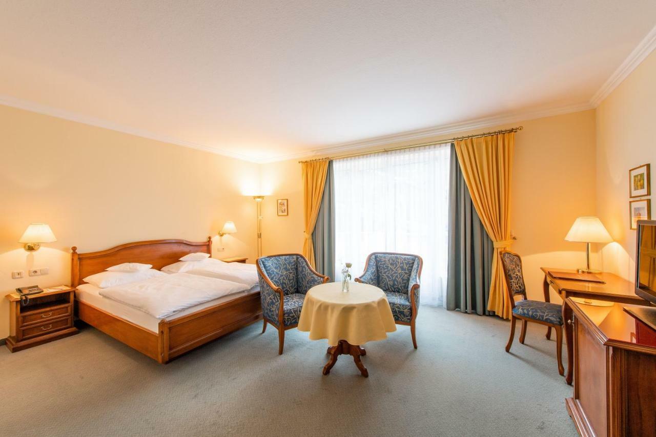 מונדסי Hotel Leitnerbrau מראה חיצוני תמונה