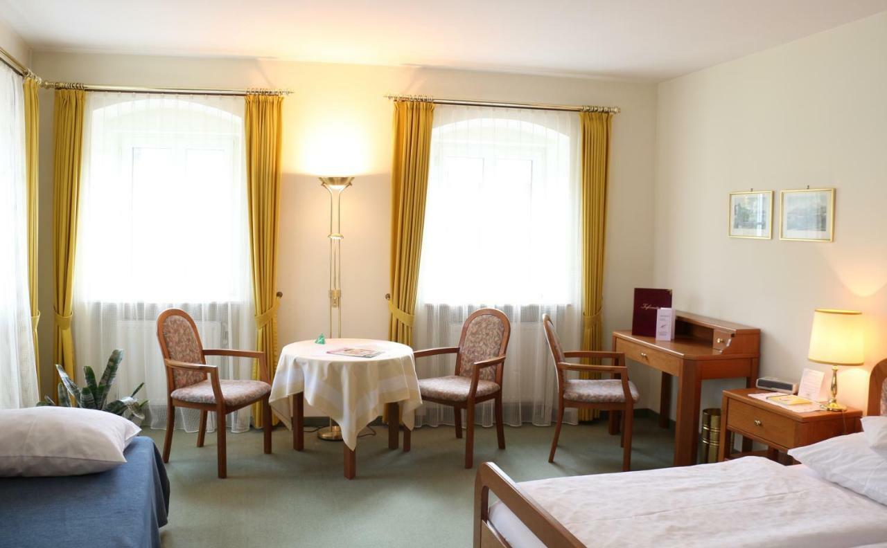 מונדסי Hotel Leitnerbrau מראה חיצוני תמונה