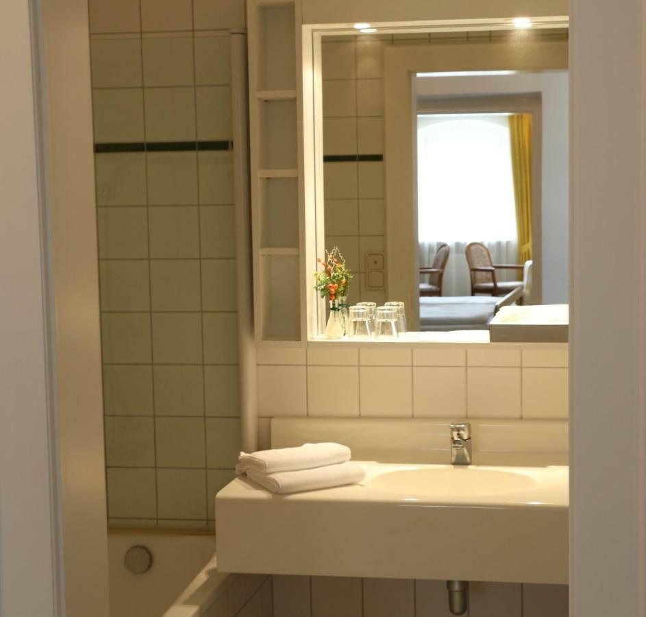 מונדסי Hotel Leitnerbrau מראה חיצוני תמונה